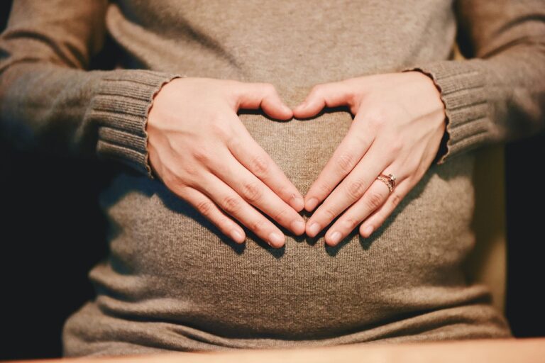 NMNプレミアムは妊娠中や授乳中に安全に使用できるの？
